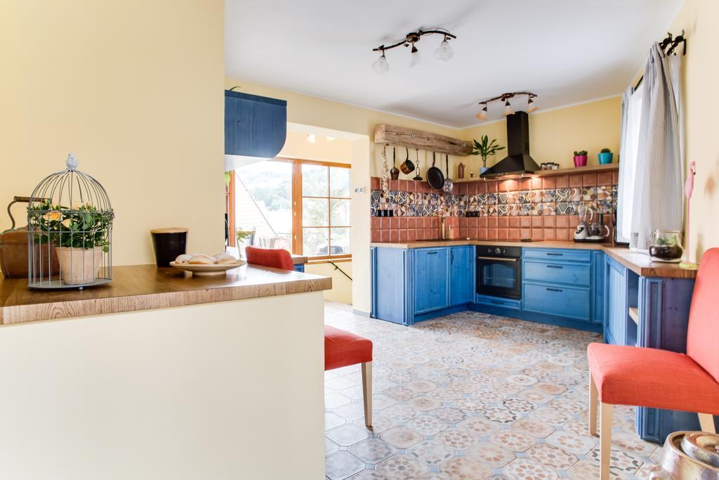 Amazing 5 Bedroom House Krumlov 82 - 4 Min Walk To Main Square เชสกี้ครุมลอฟ ภายนอก รูปภาพ