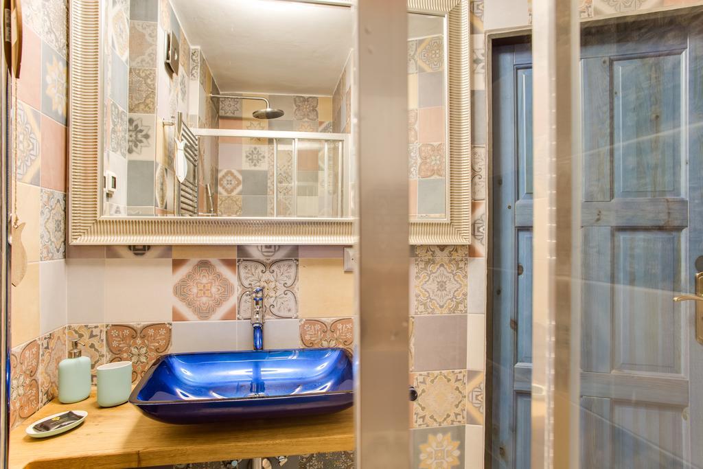 Amazing 5 Bedroom House Krumlov 82 - 4 Min Walk To Main Square เชสกี้ครุมลอฟ ภายนอก รูปภาพ